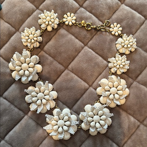 6 pieces of J. Crew  jewelry….Colorful Floral Necklace Collection - Picture 5 of 9